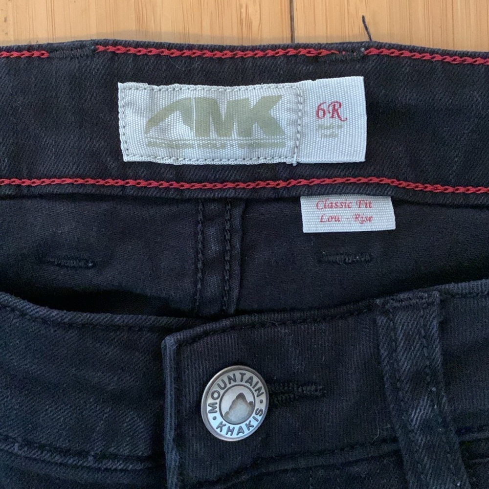 Mountain Khakis Women’s Black Denim Jeans. Size 6